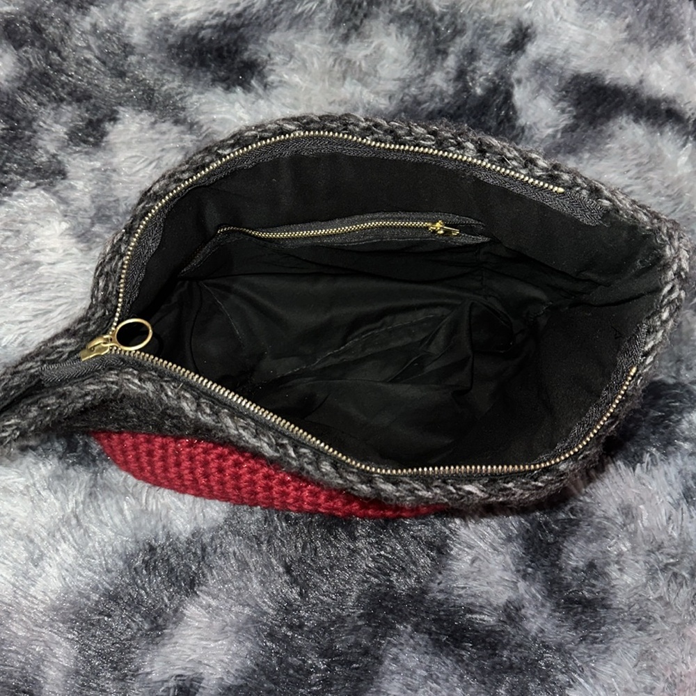 Purse - Picture 2 of 2